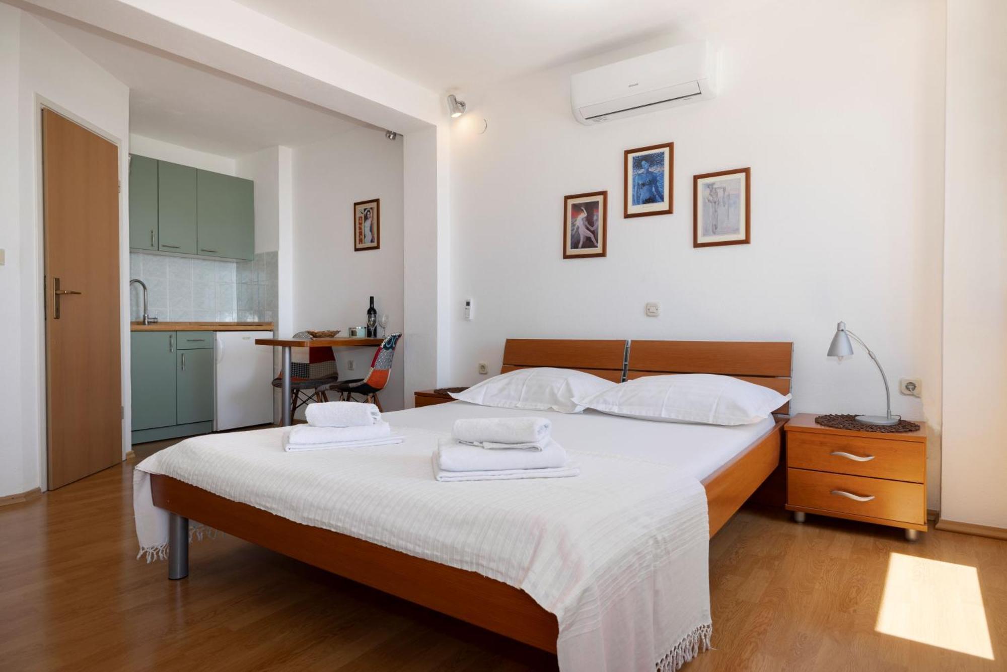Jasminka Apartments Podgora Buitenkant foto